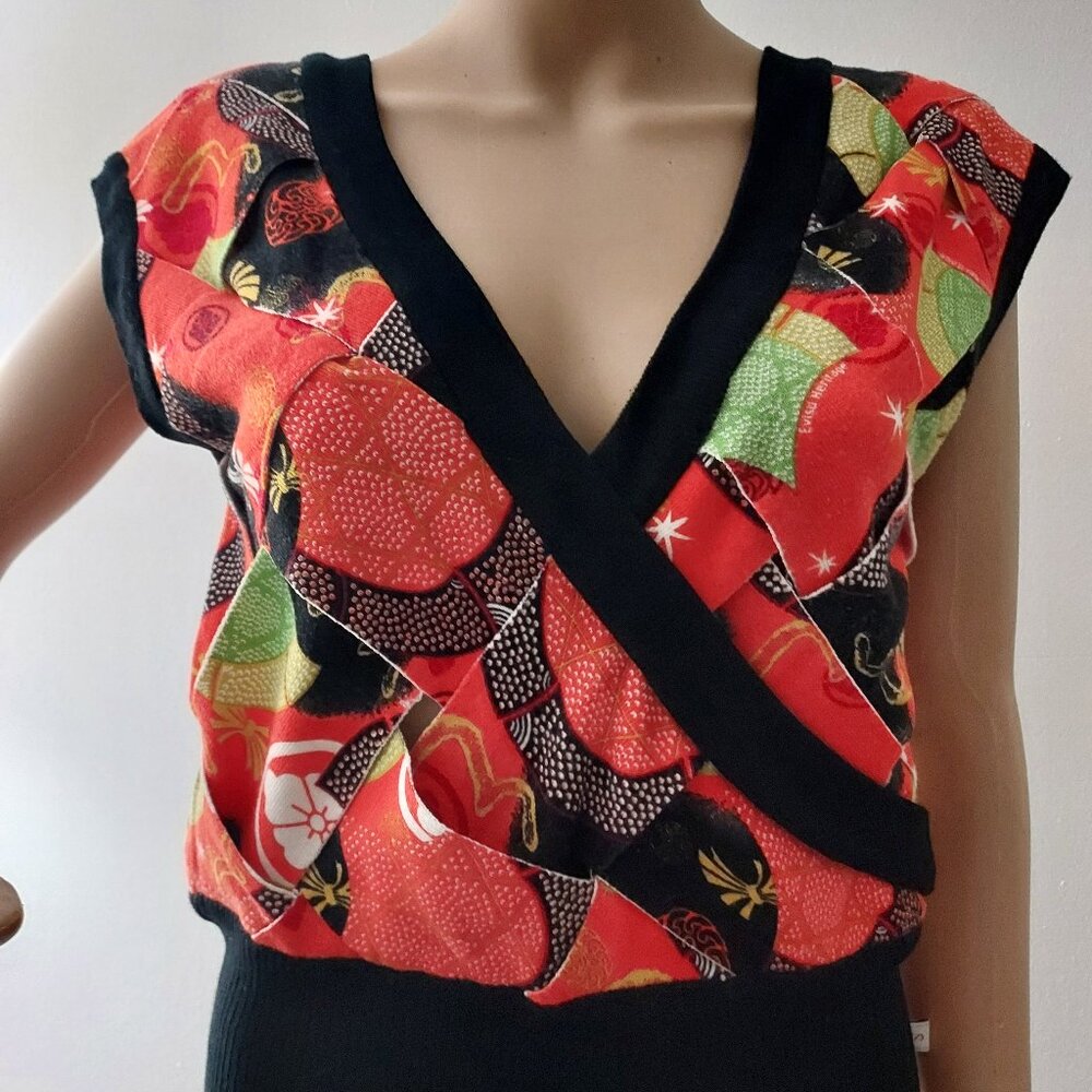 Evisu Heritage Women's Knit Vest  Pre-Owned -Wool MIx, Siz Small